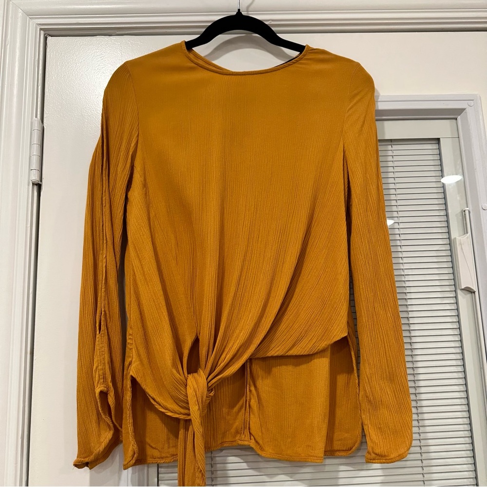 Zara Woman Cold Shoulder Size S